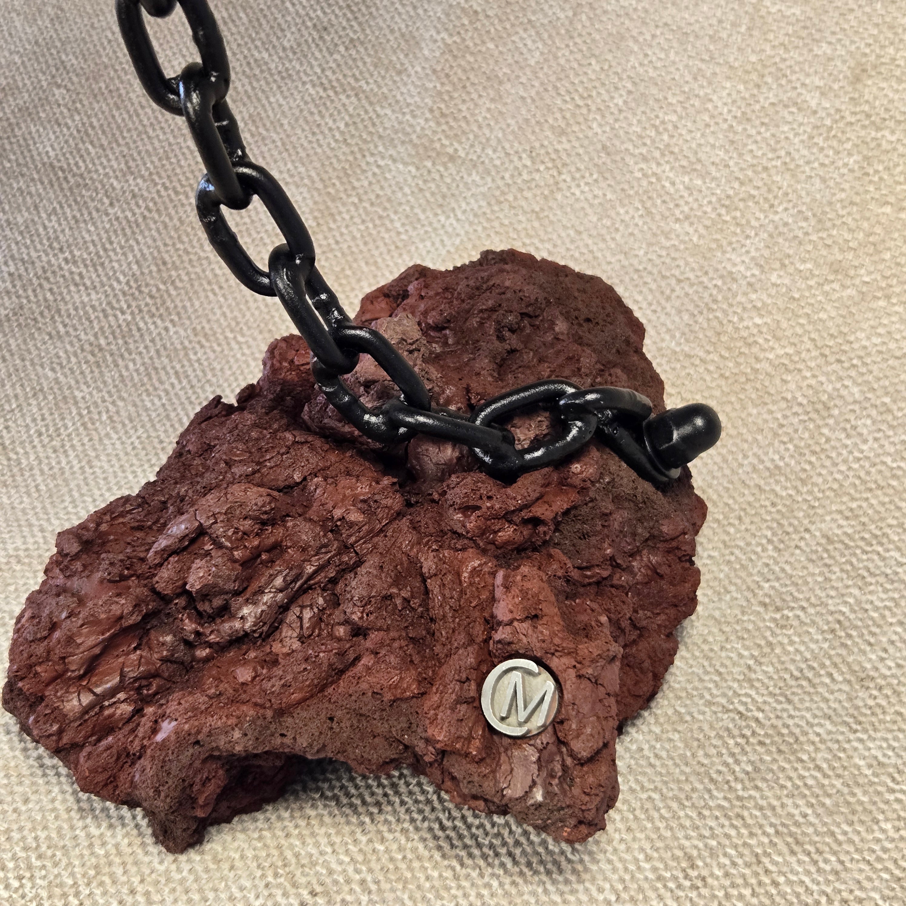 Roche en l'air 017 avec azalée